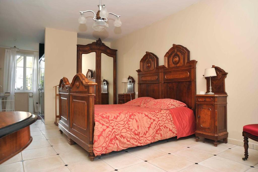 Chambres Et Tables D'Hotes Le Voriou Couddes Bilik gambar